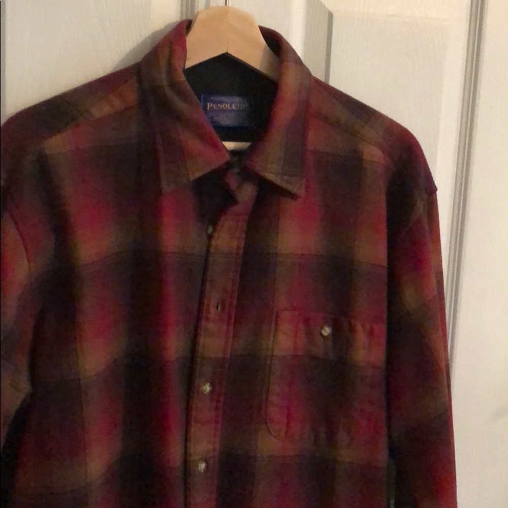 Pendleton Men’s L Wool Button Up